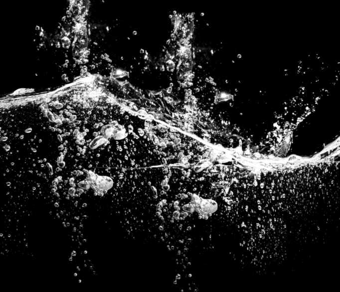 多參數(shù)水質(zhì)測定儀兼具智能數(shù)據(jù)分析功能，應用更靈活