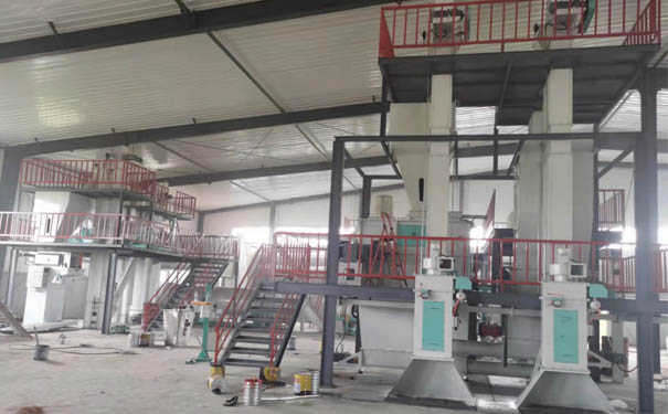 飼料廠設備多少錢?其加工玉米時較適宜的溫度又是多少?