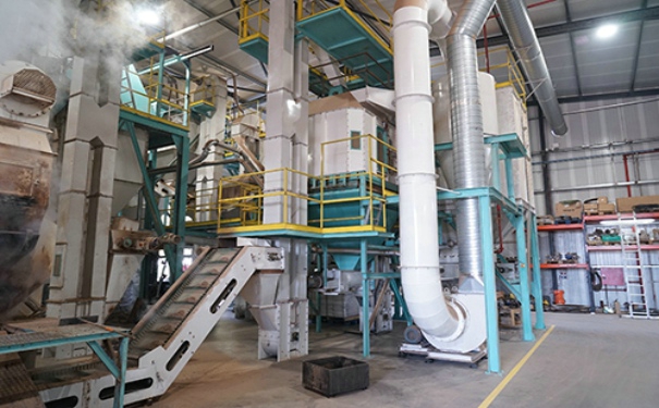 飼料成套設(shè)備價(jià)格多少?其產(chǎn)量又受到哪些因素的影響?