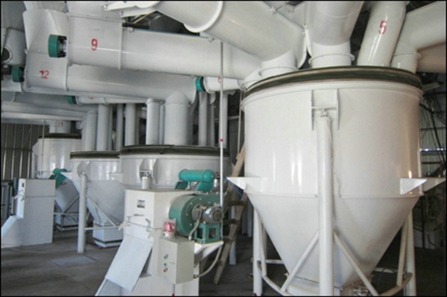 鴨飼料設備 鴨飼料設備